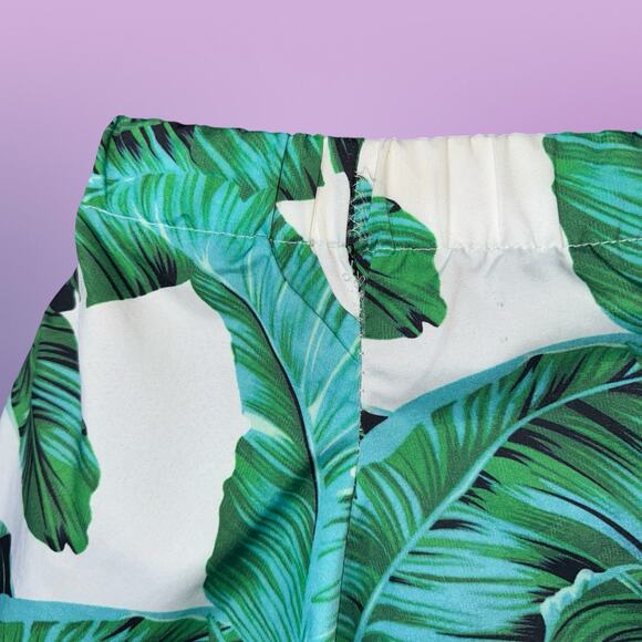 Size XS Green Tropical Print Vacay Leaf 2 Piece Strapless Bandeau Shorts Set - Picture 7 of 7